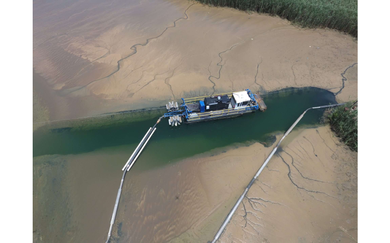 dredge equipment manufacturer